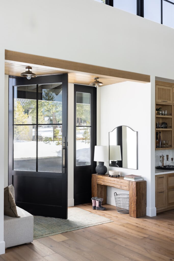 Maximized Views Meet Natural Topography in This New Family Home ...