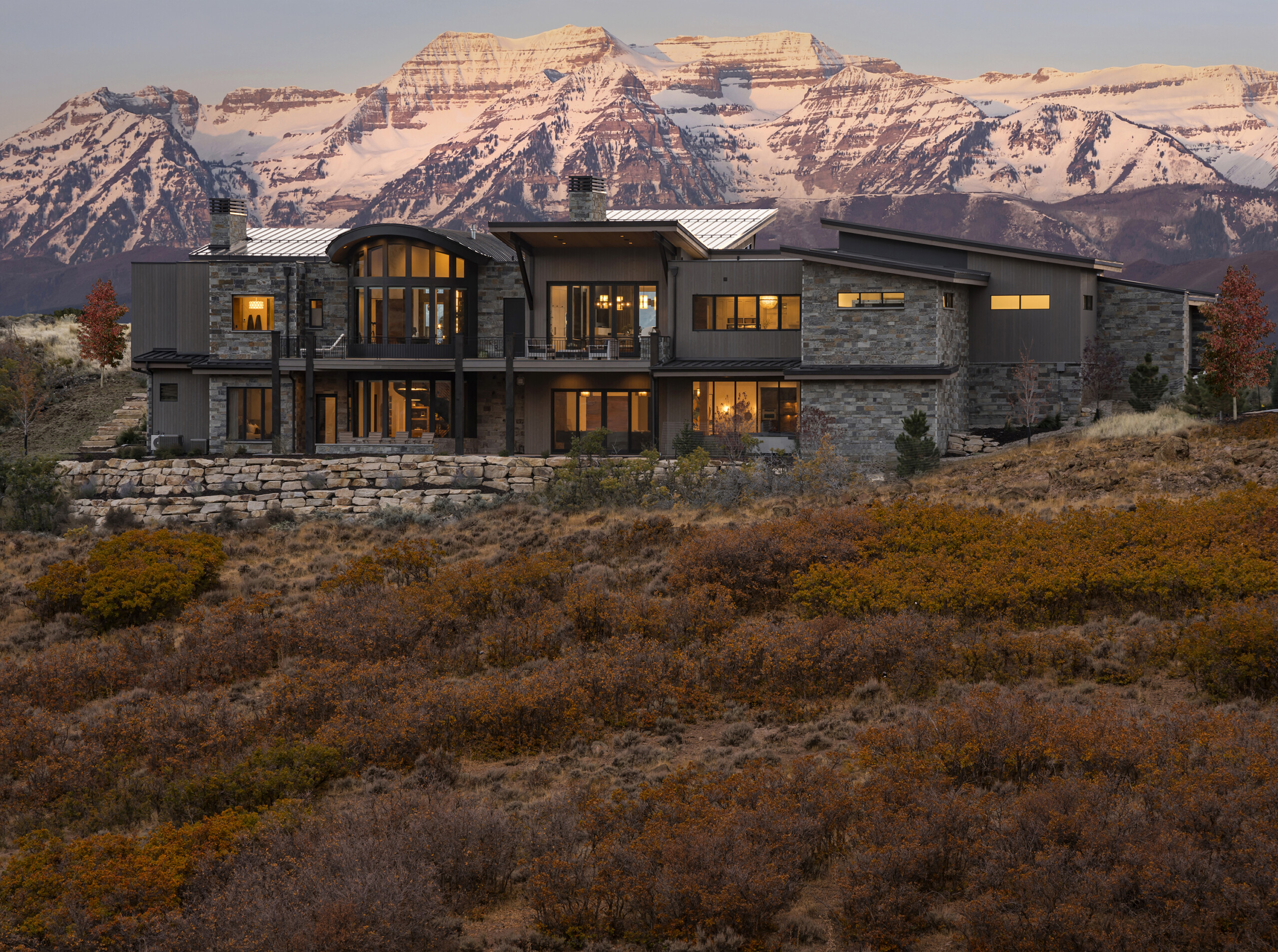 10,178 Square Feet of Modern and Dramatic Design in Utah's Heber Valley ...