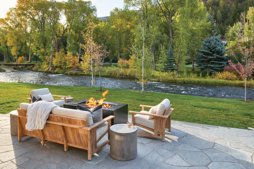 Getaway Patio River