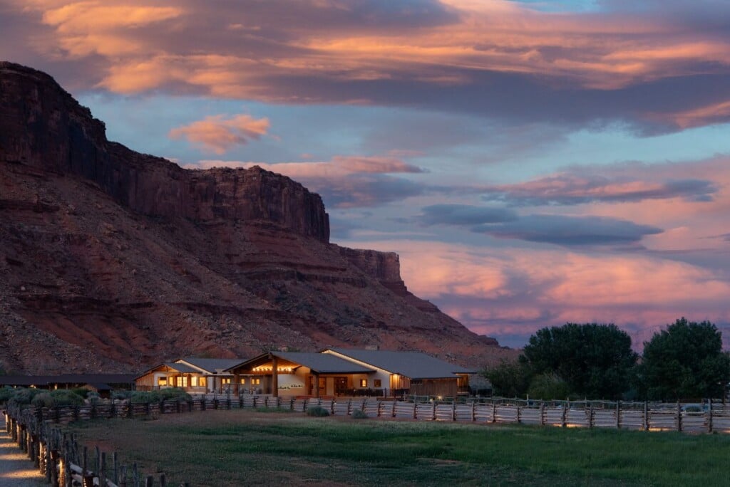 Lodge Exterior Credit Dan Ham