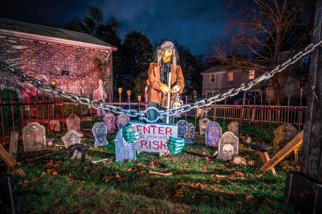 5 Incredible Halloween Displays by Rhode Islanders