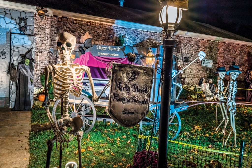 5 Incredible Halloween Displays by Rhode Islanders