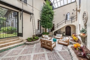 460 Rochambeau Avenue Providence 12