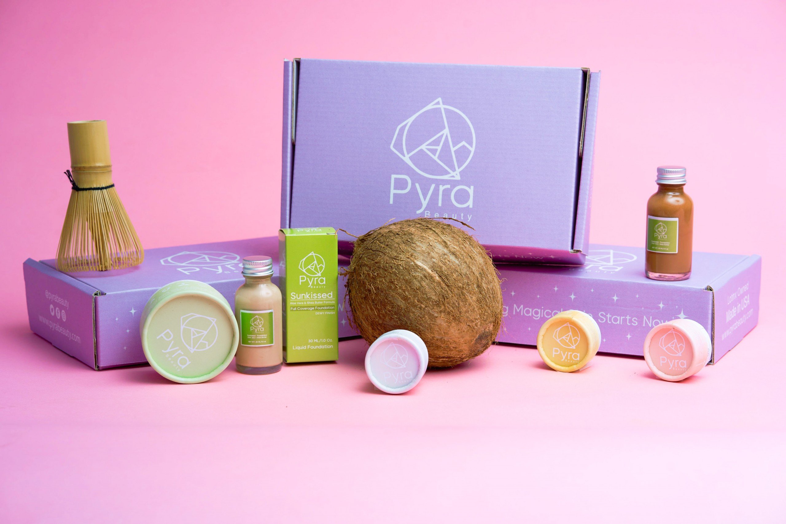Eco-friendly Pyra Splendor Hydrates the Pores and skin and Allows Defend the Earth