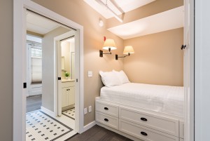 65 Weybosset Street Providence 60