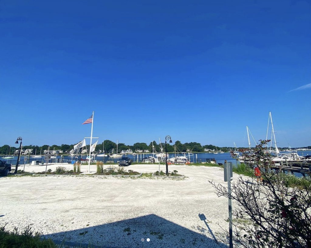 Warren's Chomp Kitchen and Drinks Will Have a New Waterfront Home Next ...
