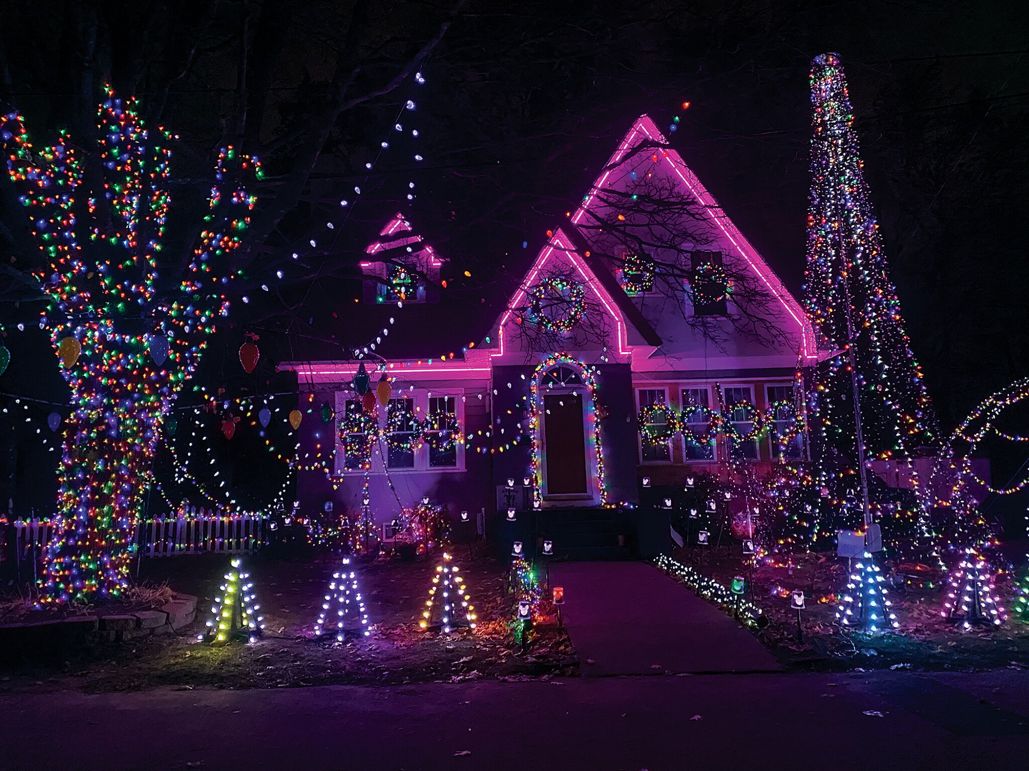 Let There Be Light Your Guide to Local Holiday Light Shows and