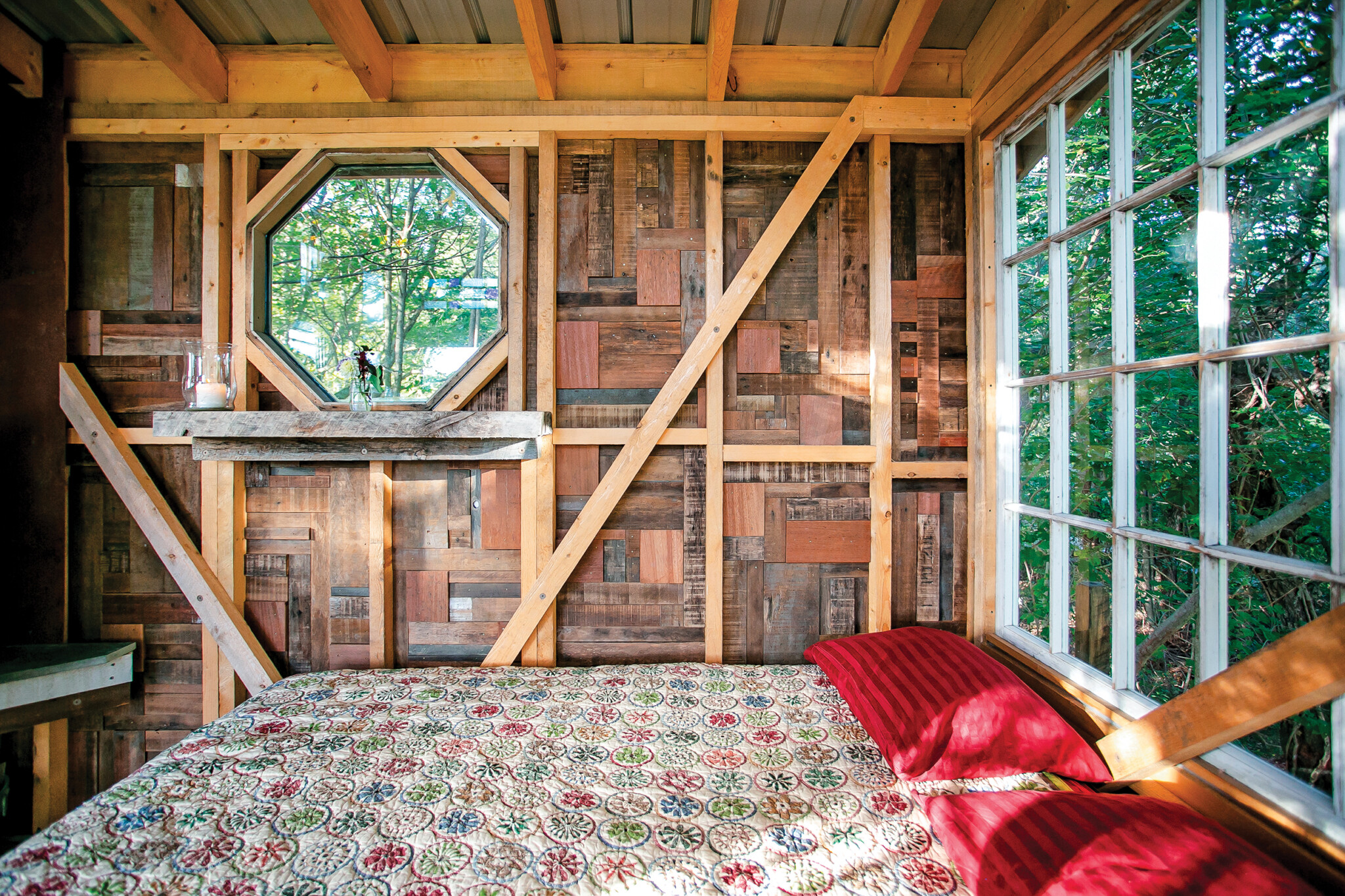 Air Apparent Inside a Coastal Rhode Island Treehouse Rhode Island