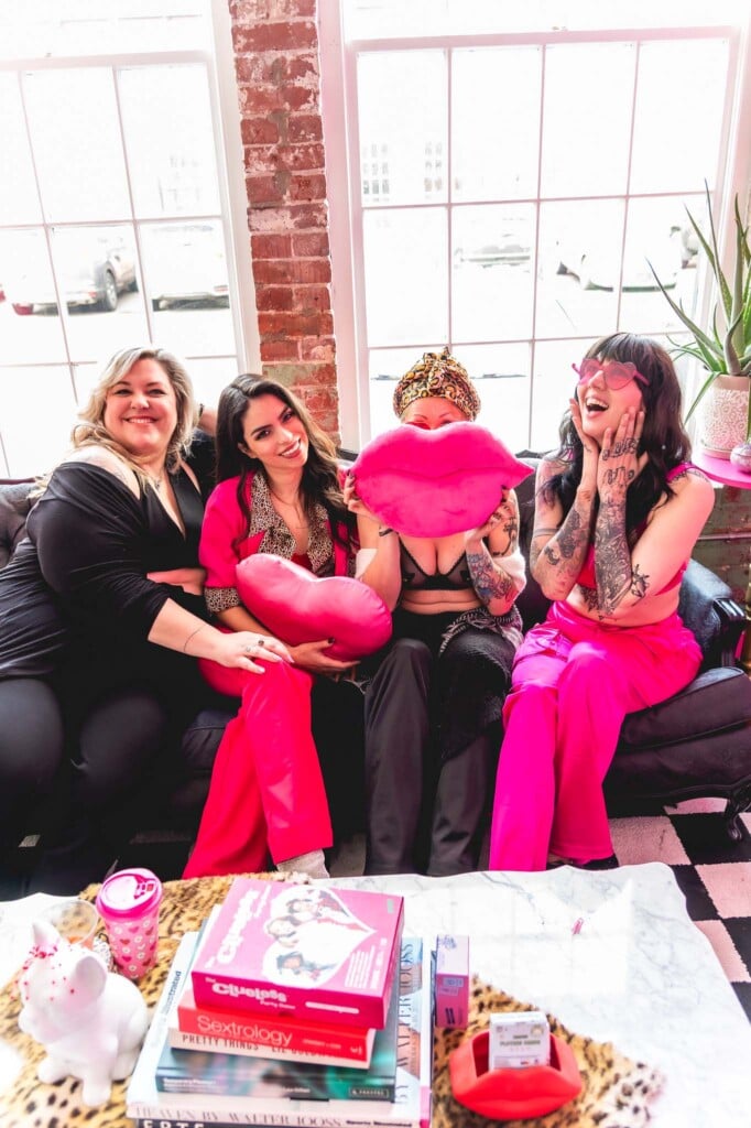 Bimbo Factory Couch