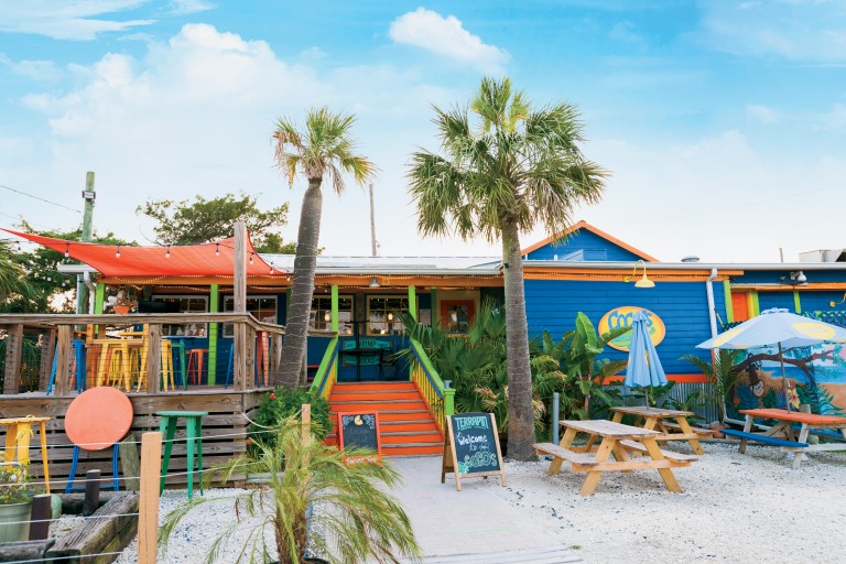 Beach Dining: Tybee Island, GA | South Magazine