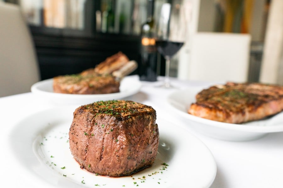 Ruthschris Southmag 16