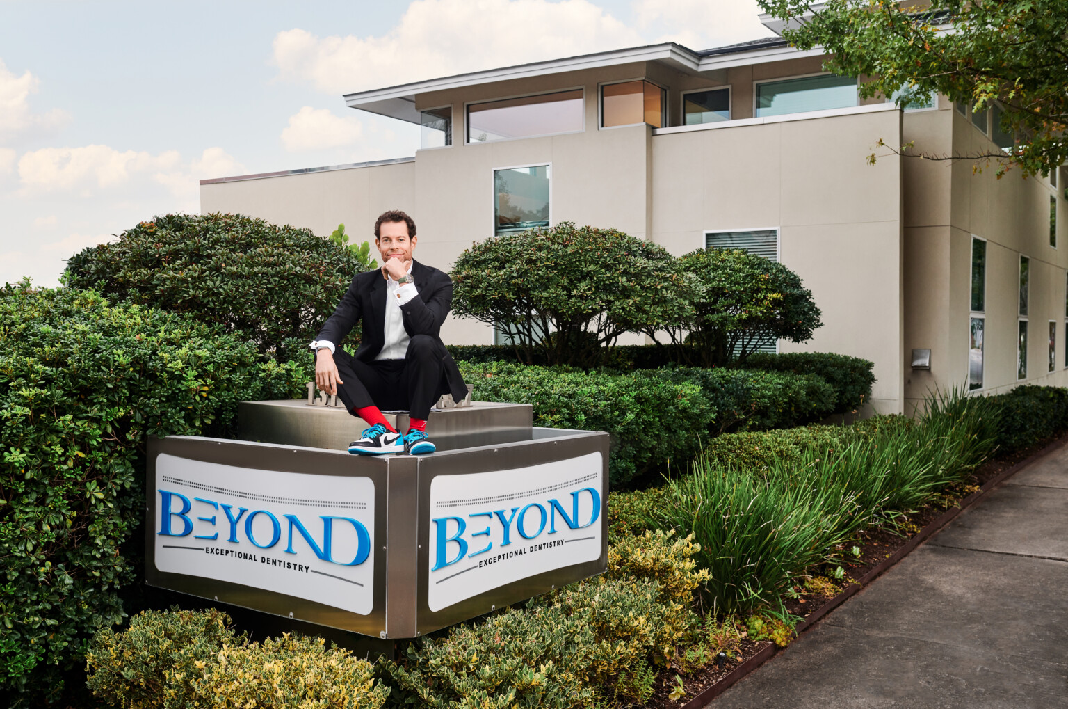 Dr. Ryan M. Reeves / Beyond Exceptional Dentistry South Magazine