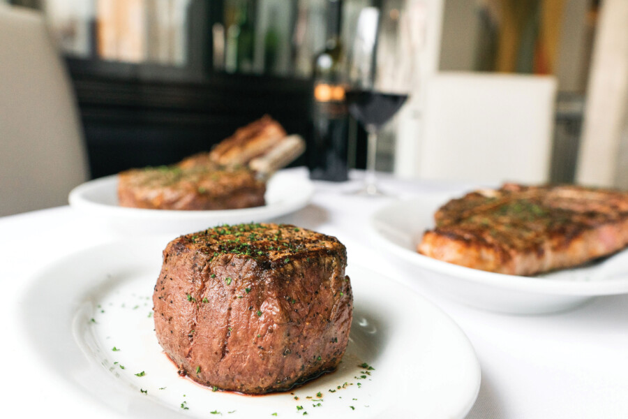 Ruthschris Southmag 16