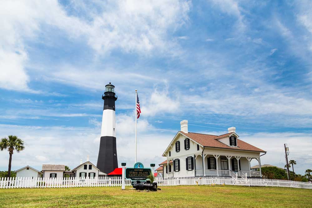 Bigstock Tybee Lighthouse And Keepers H 68324323web
