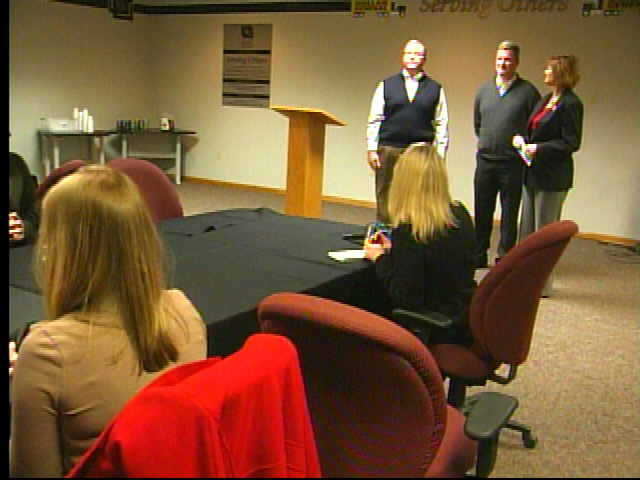 Dollar General Employee Receives Community Award