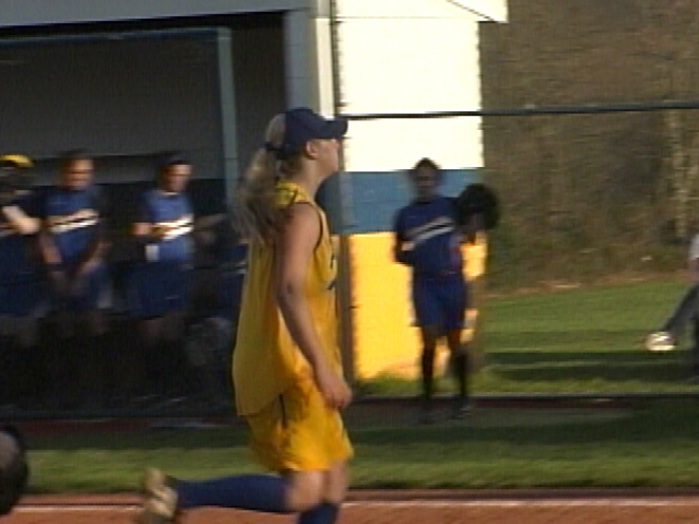 Zanesville Stays Hot, Lady Electrics Hold On