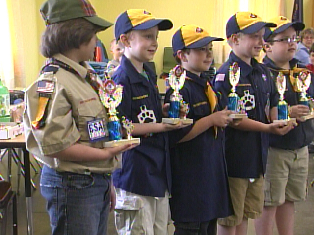 Cub Scouts Create Crafty Cakes