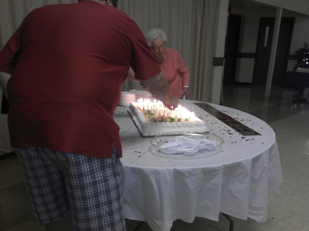 Zanesville Woman Celebrates 100th Birthday