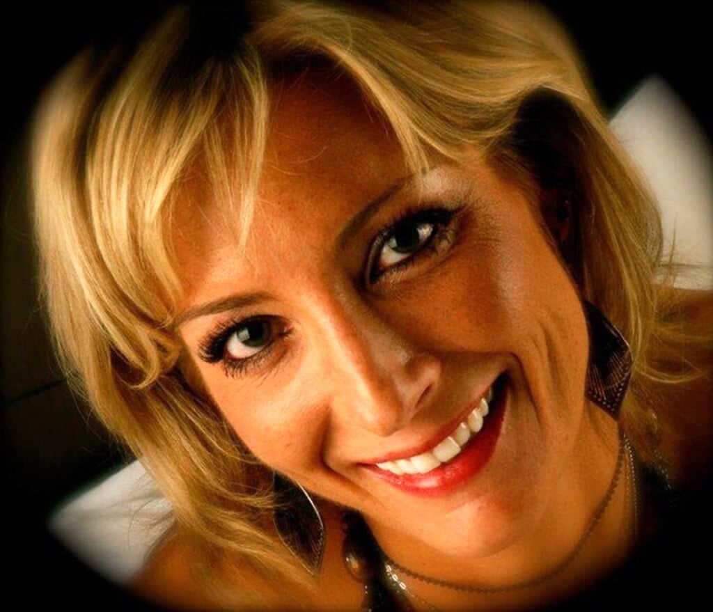 Annamarie Jewell Adams (january 2, 1984 October 29, 2012)