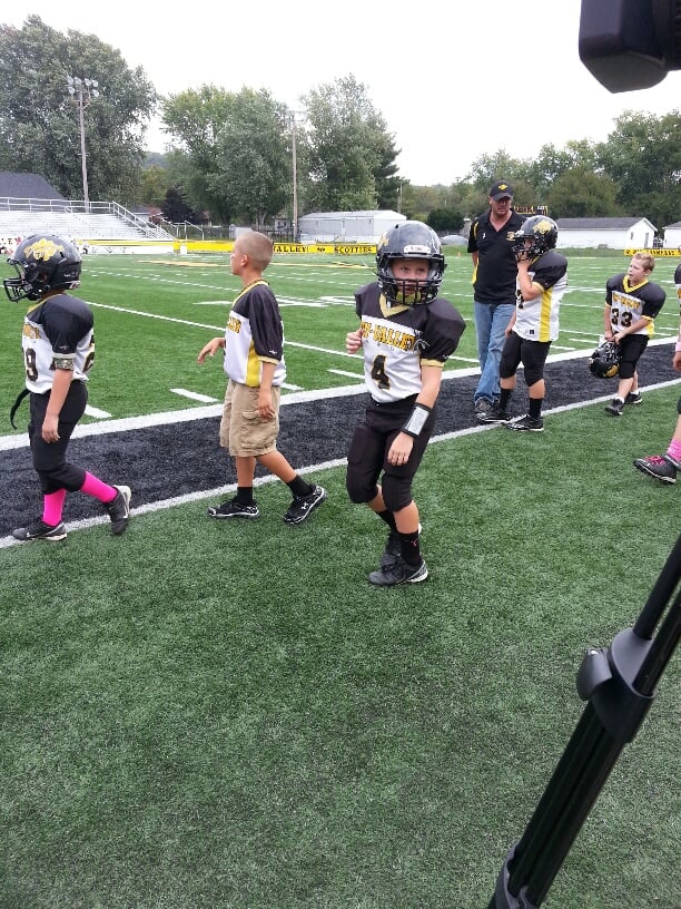 Biddy League Raises Money For Breast Cancer