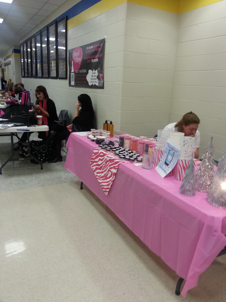 Holiday Shopping Benefits Dance Team