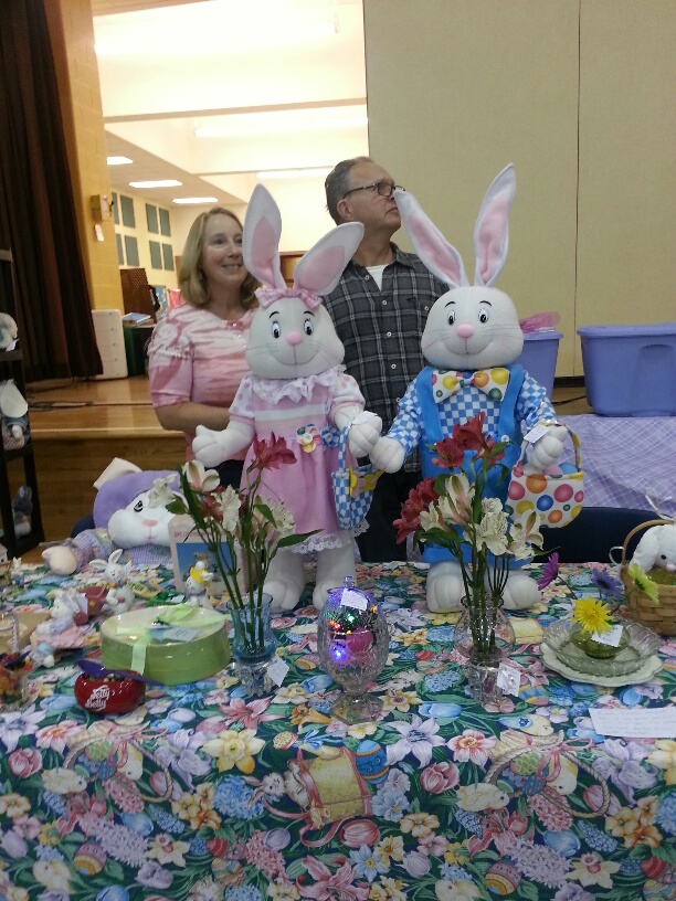 Spring Bazaar Benefits Local Students