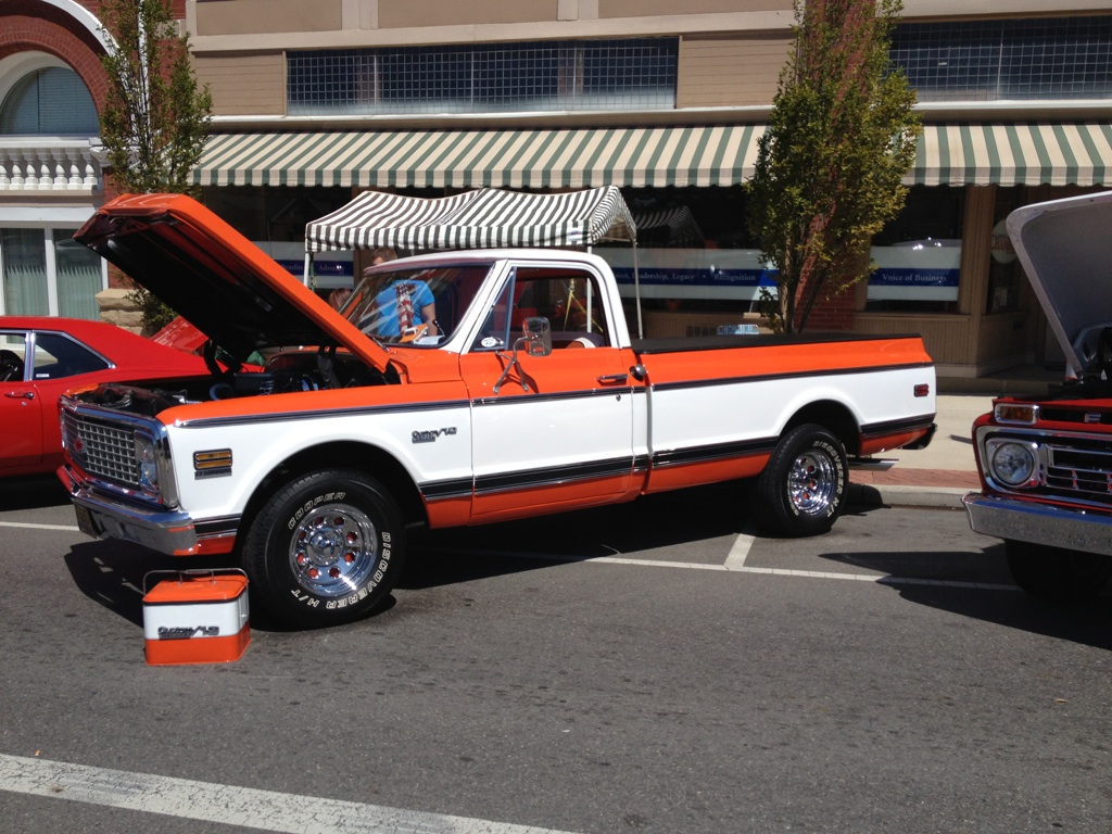Cambridge Classic Car Cruise In