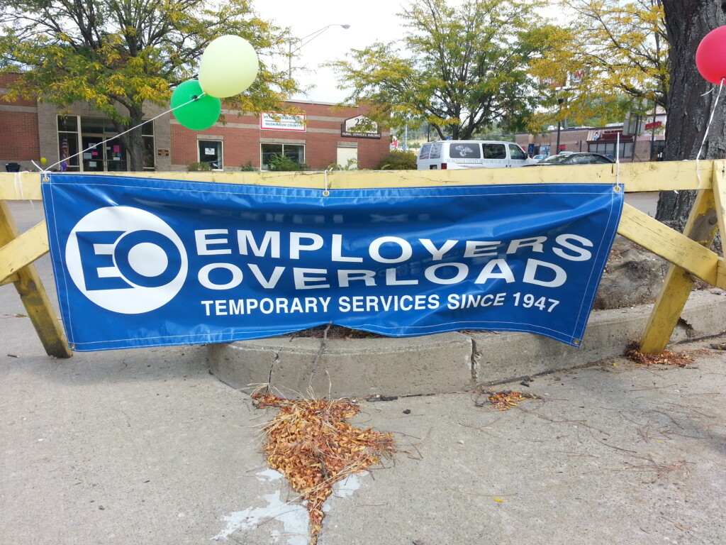 Employers Overload Job Fair