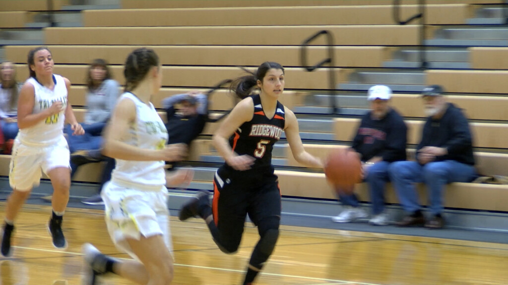 12 12 16 Ridgewood Vs. Tri Valley.00 00 10 01.still002