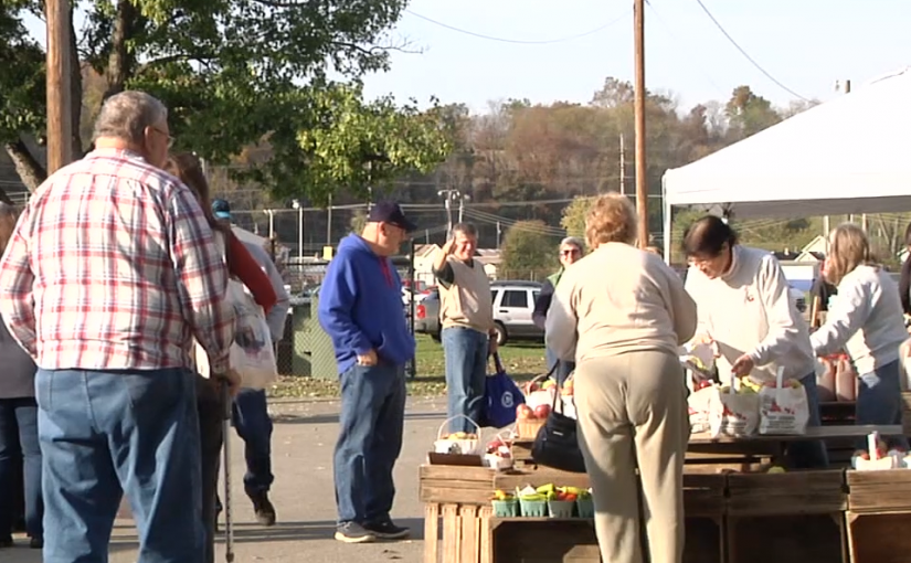 Local Produce a big hit at Zanesville Farmers Market WHIZ Fox 5
