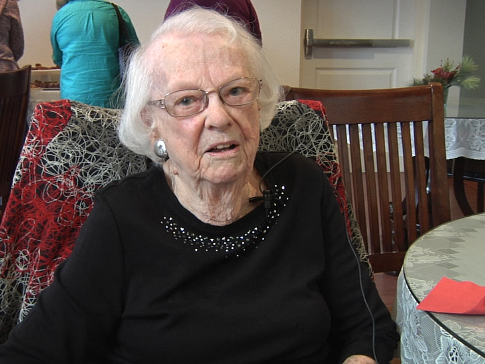 2017.12.03. 100 Year Old Vo . 11