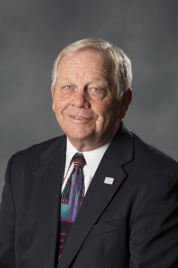 Tom Lyall Headshot 201606 Jju