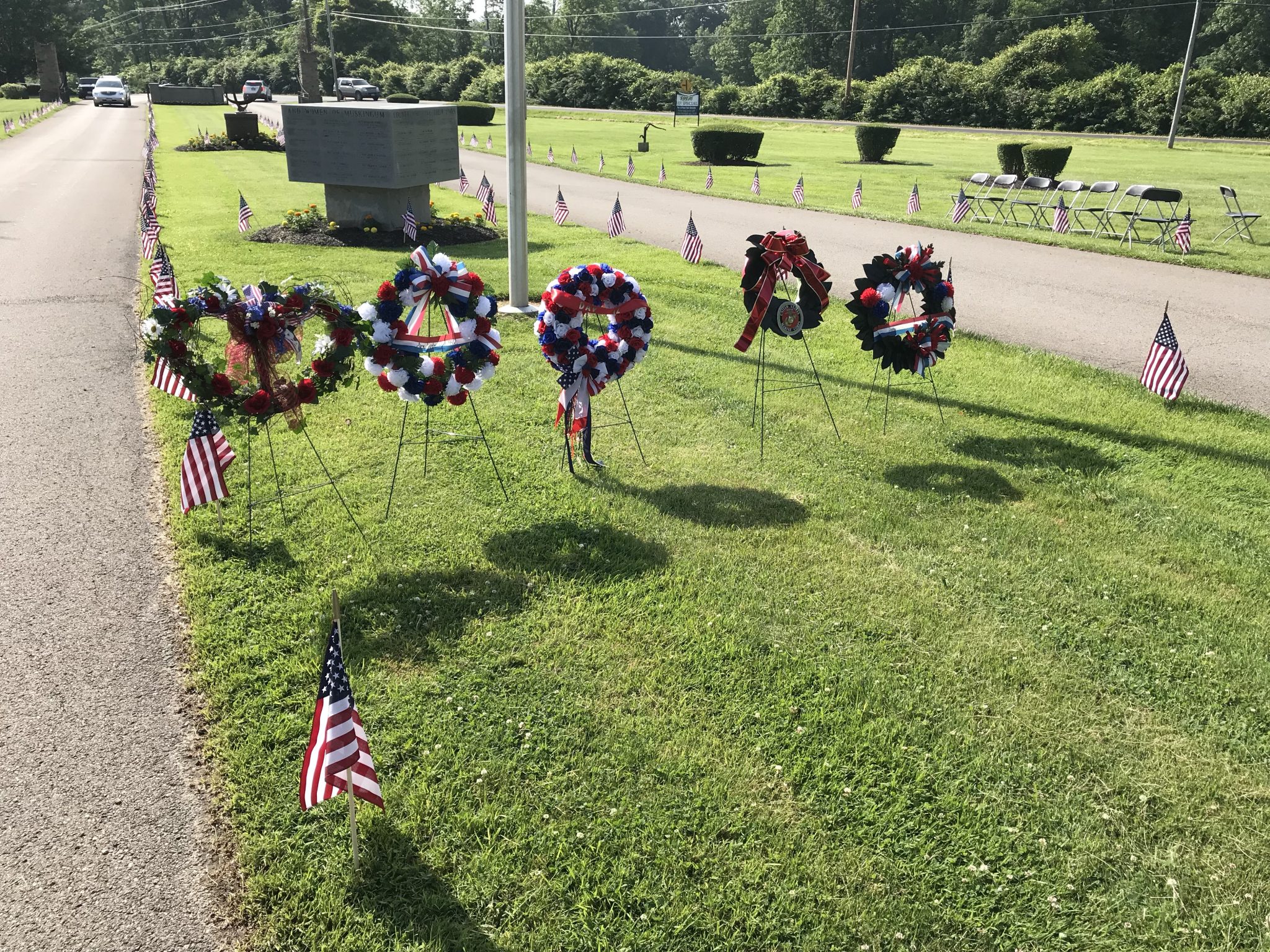 Memorial Day service at Zanesville Memorial Park Cemetery WHIZ Fox