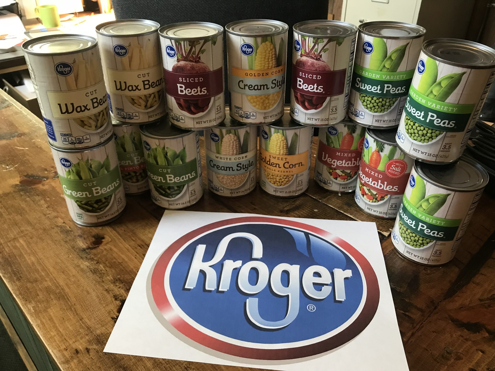 Fair Kroger Day provides over 5,000 Cans of Vegetables WHIZ Fox 5