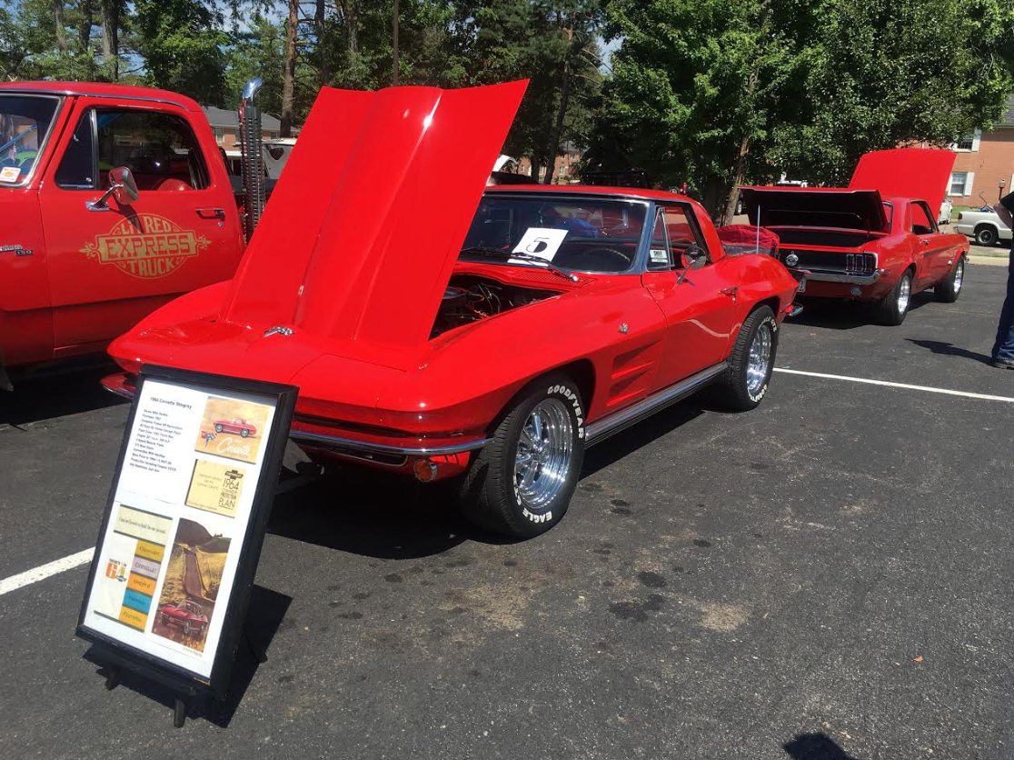 1st annual Oaks at Bethesda Car Show WHIZ Fox 5 / Marquee Broadcasting
