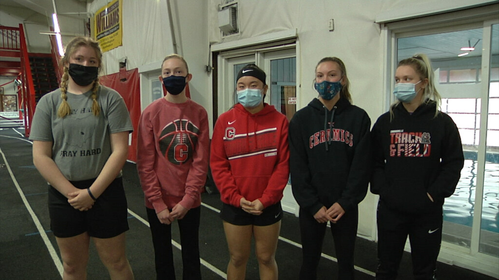 Indoor Track0