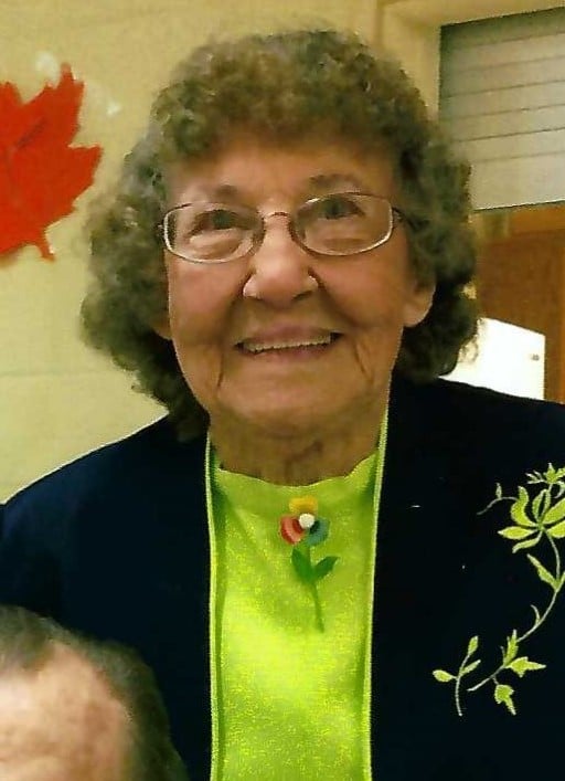 Louise Sons Photo (2)