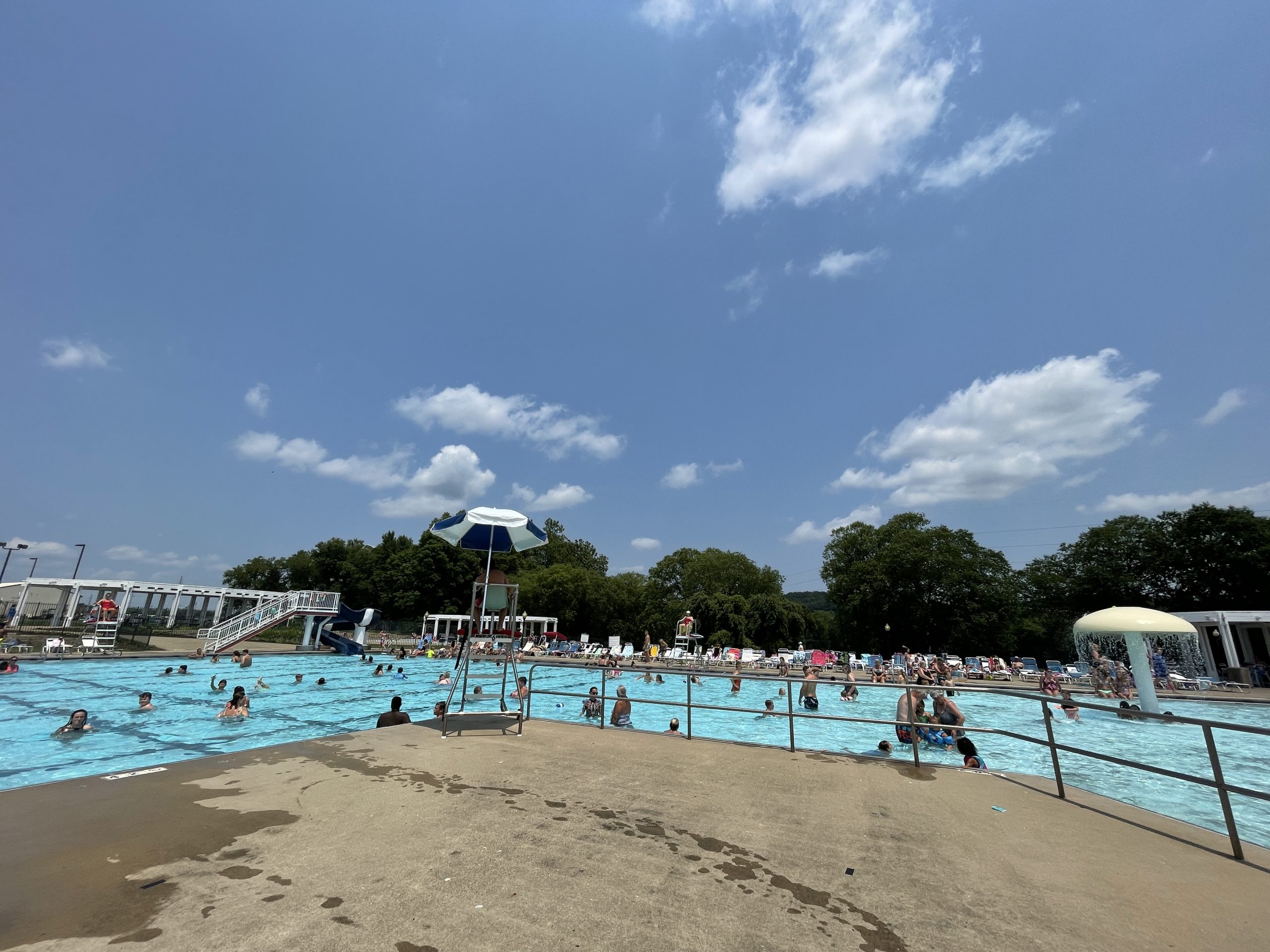 Dresden Swim Center Combats Smoking and Vaping WHIZ Fox 5 / Marquee