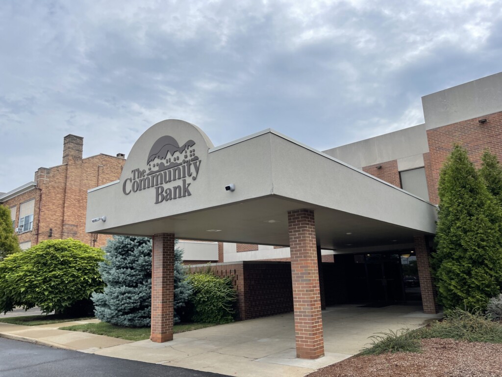 21 8 13 Community Shred Day