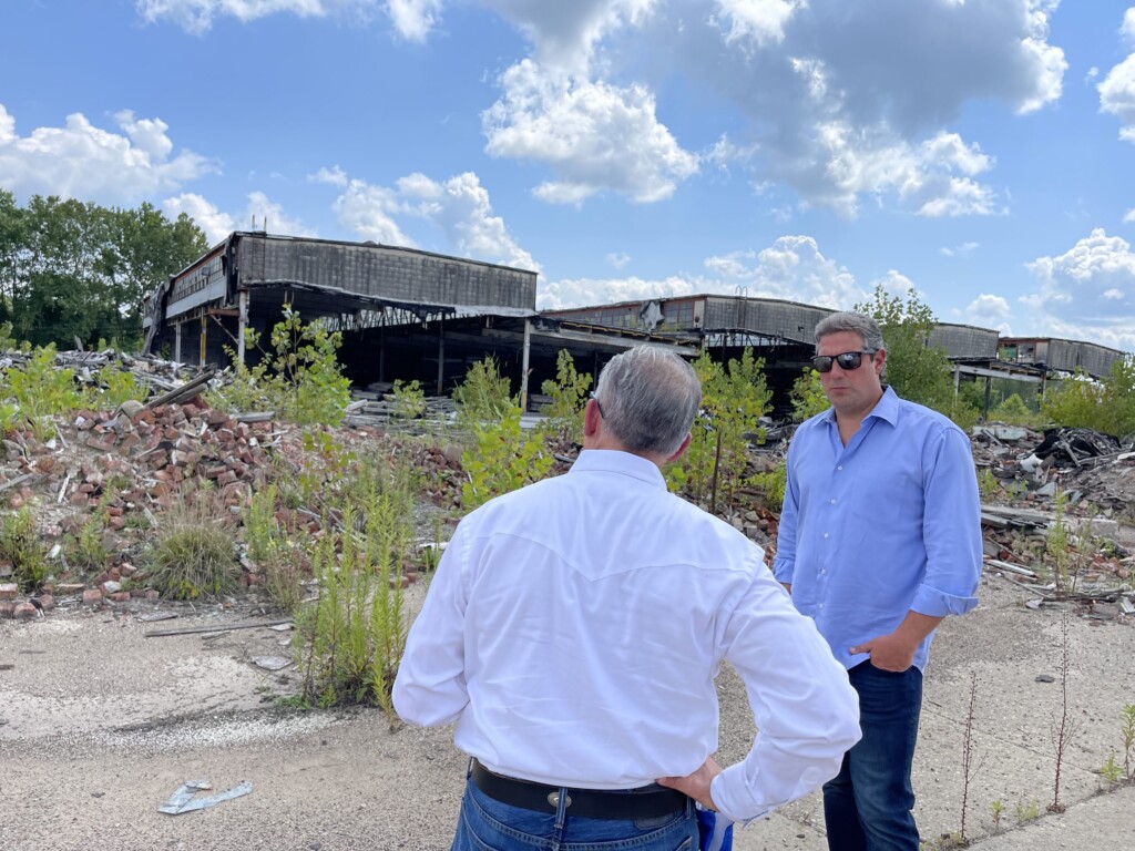 21 8 27 Lear Property Clean Up Tour