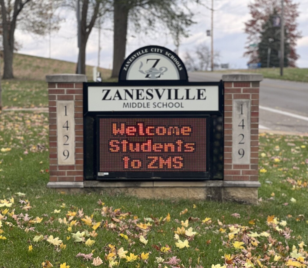 Zanesville Middle School Sign
