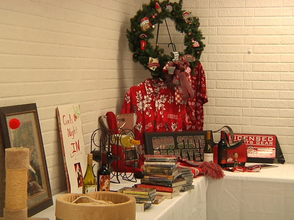 Paws Of Muskingum County Spay Neuter Assistance Program Christmas Auction