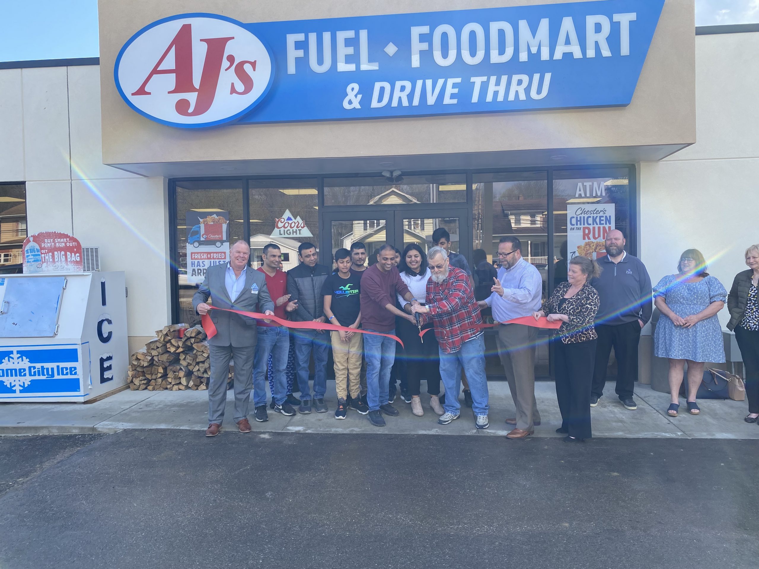 Well Known Zanesville Business Owner Celebrates New Location, AJ's Fuel