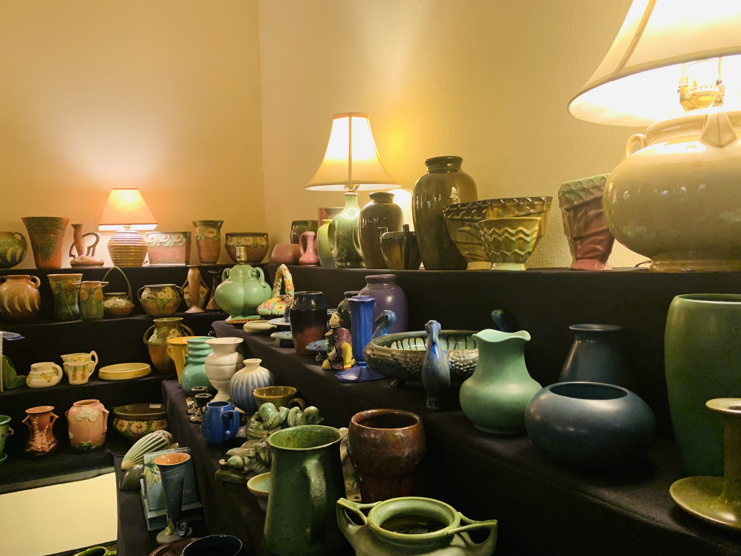 Annual Pottery Lovers Show Begins at the Holiday Inn Express in