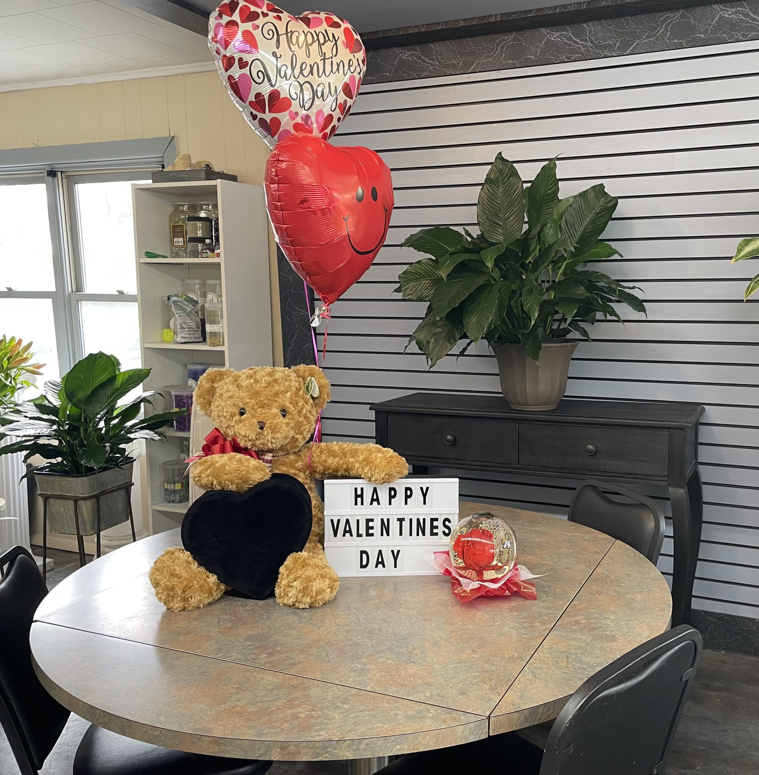 Florafino’s In Zanesville Has Everything You Need For Valentine's Day