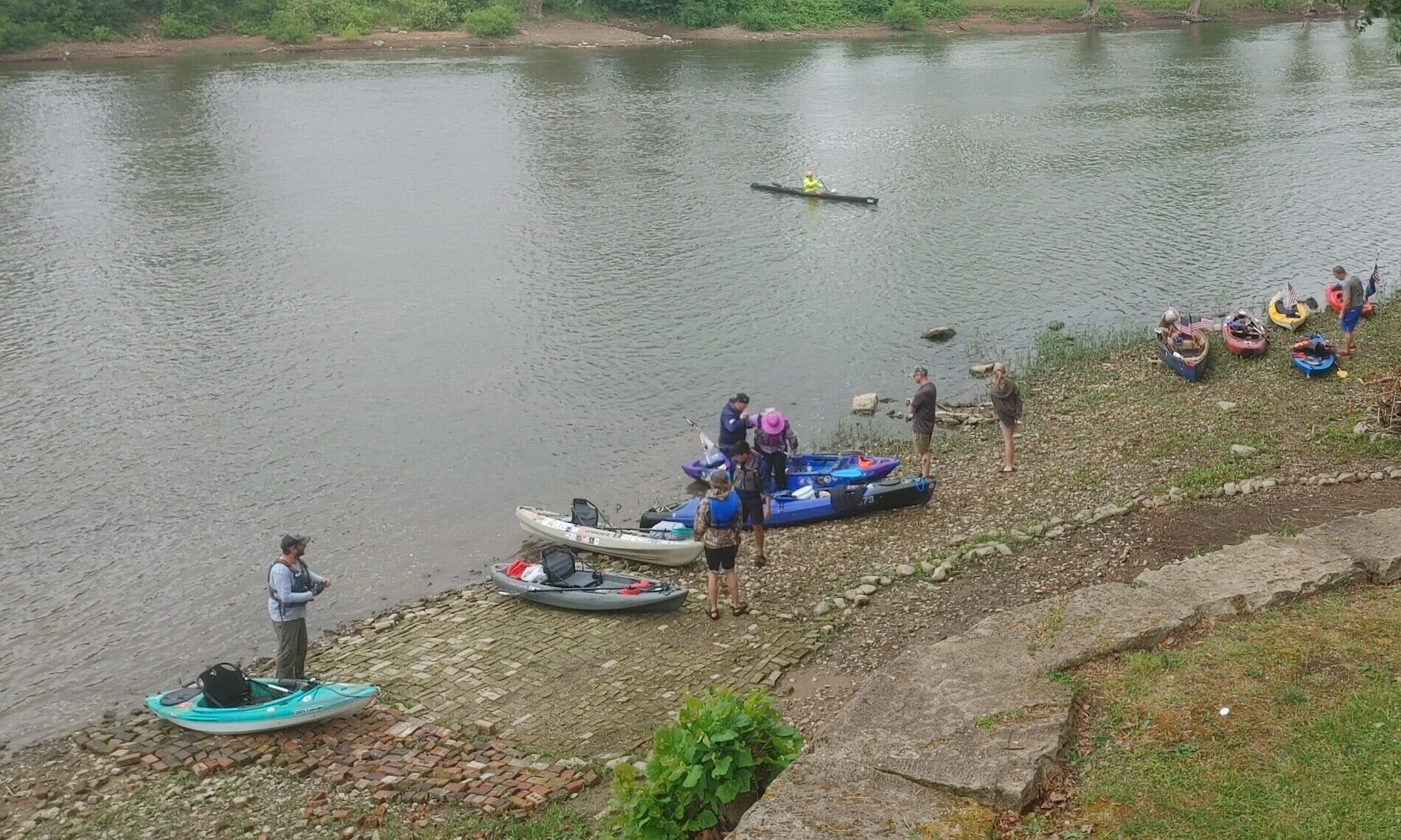 Kayaking Through Zanesville With Purpose WHIZ Fox 5 / Marquee