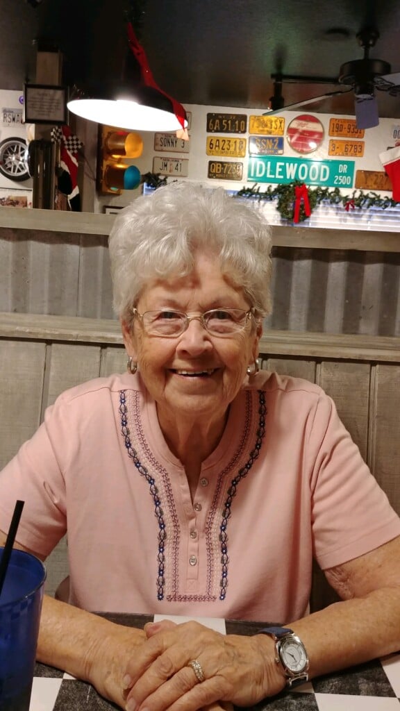 Mary Lou Wolfe Photo