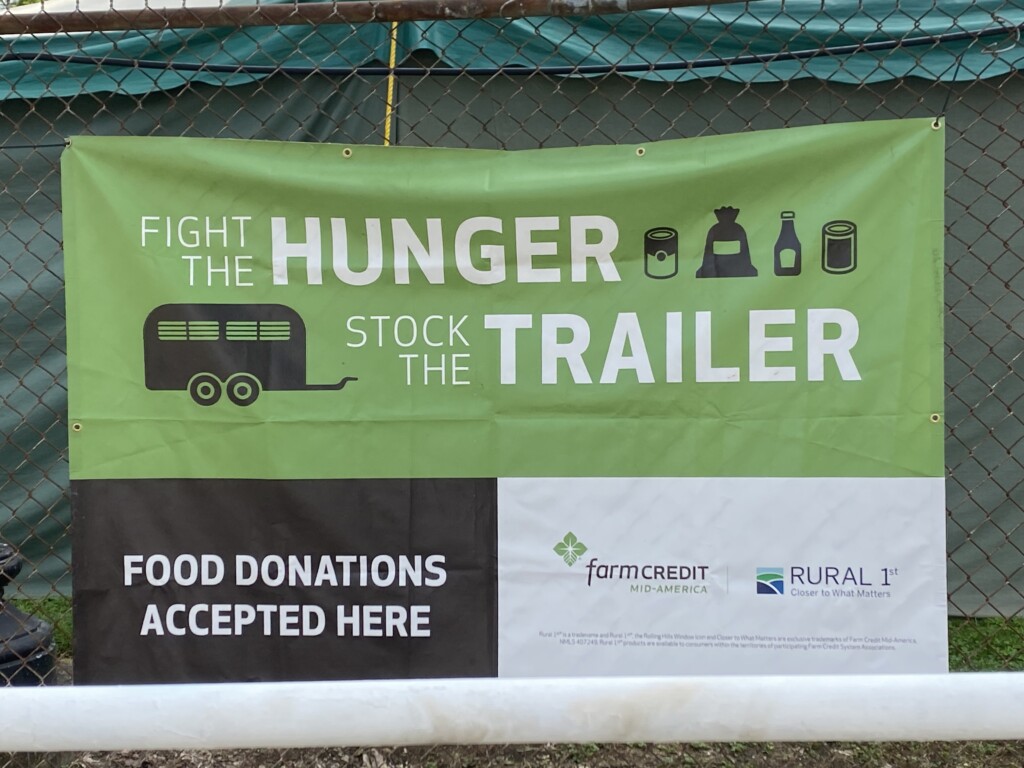 Muskingum County Fair Canned Food Drive WHIZ Fox 5 / Marquee