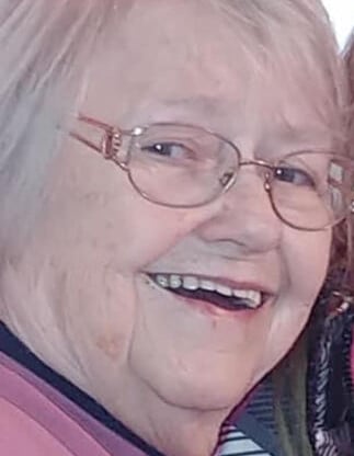 Therese Hollingshead Pic