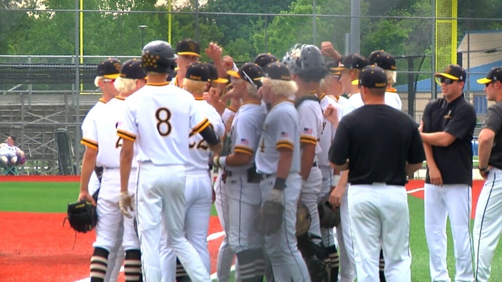 Tri Valley Falls In District Final